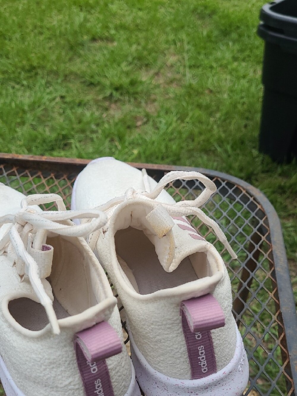 adidas Cream Sneakers with Purple Three Stripes Size 8 - Picture 7 of 9